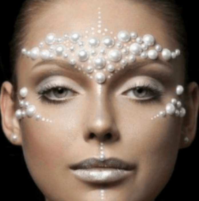 Mazu Iridescent With Pearl Crystal Face Sticke: WHI / O/S | WILD FLIER GIFTS AND APPAREL