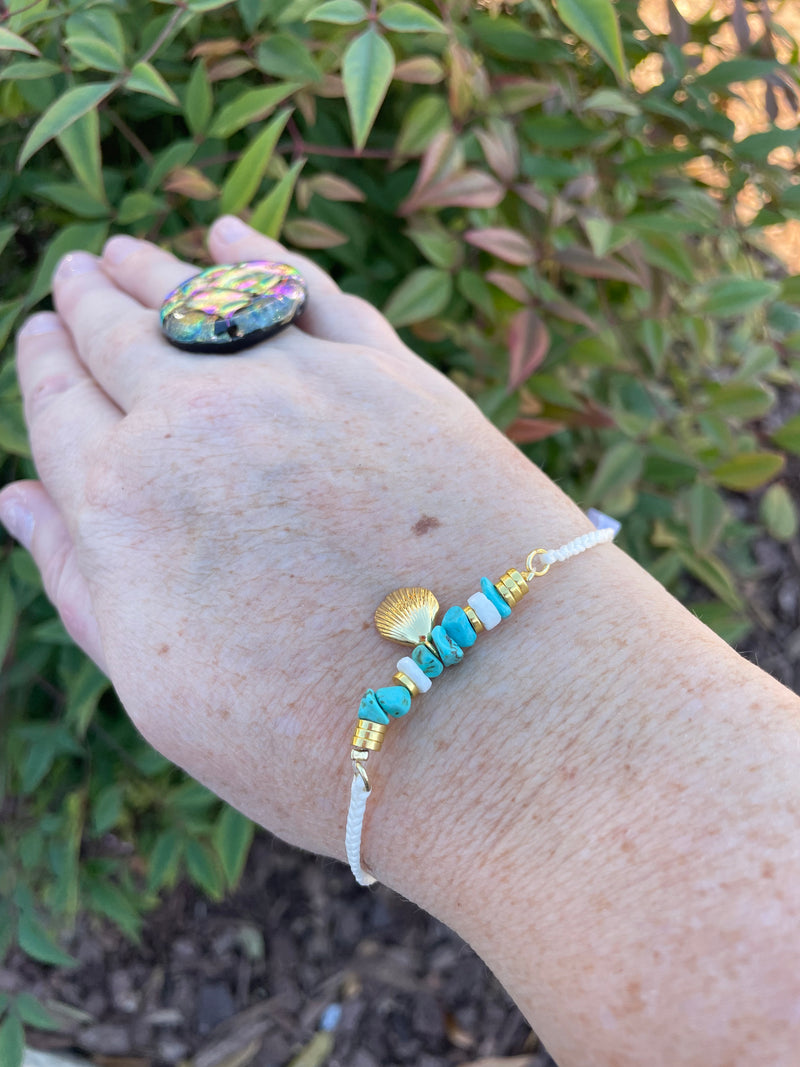 Pura Vida Mini Conch Gold Charm Bracelet - WILD FLIER GIFTS AND APPAREL